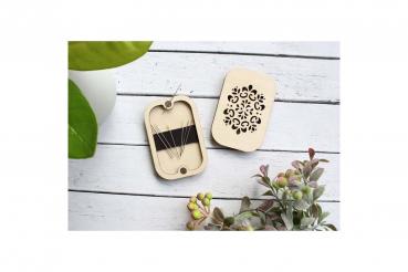 Nadelkissen  / Nadelbox aus Holz Blume