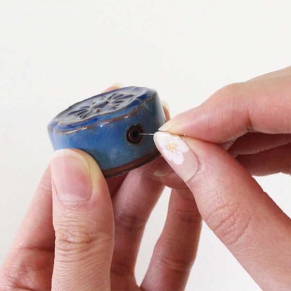 Cohana magnetischer  Nadelhalter mit Nadelschärfer blau